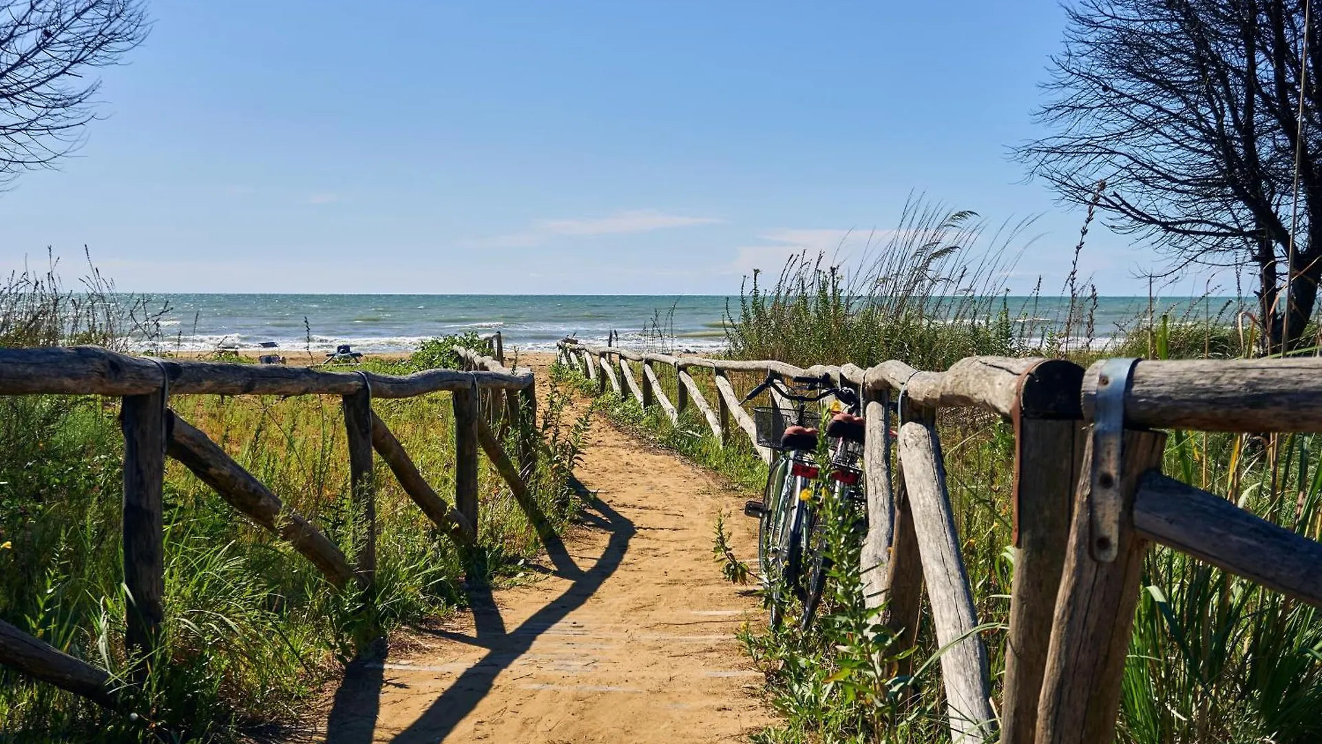 Lovely Flat Next To The Beach - Beahost Bibione Apartment